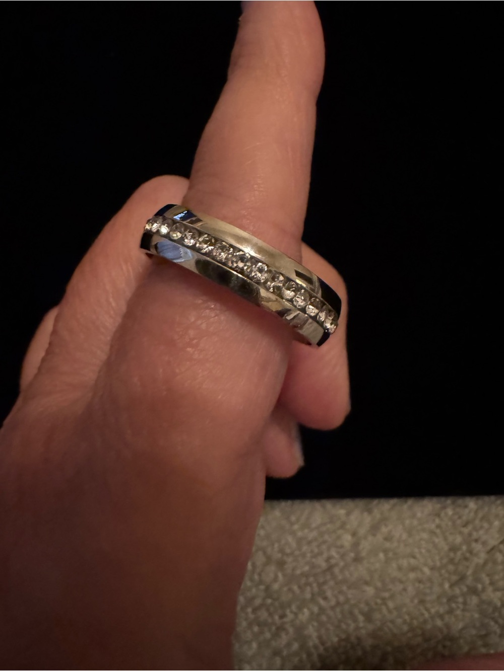 Men’s wedding band